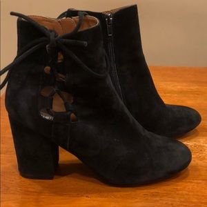 Steve Madden black lace up booties